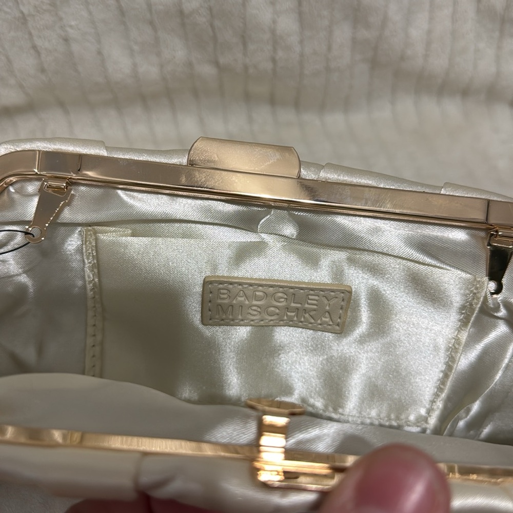 Badgley Mischka Elegant Off White Satin Clutch Floral Embellished Evening Bag - Picture 11 of 15